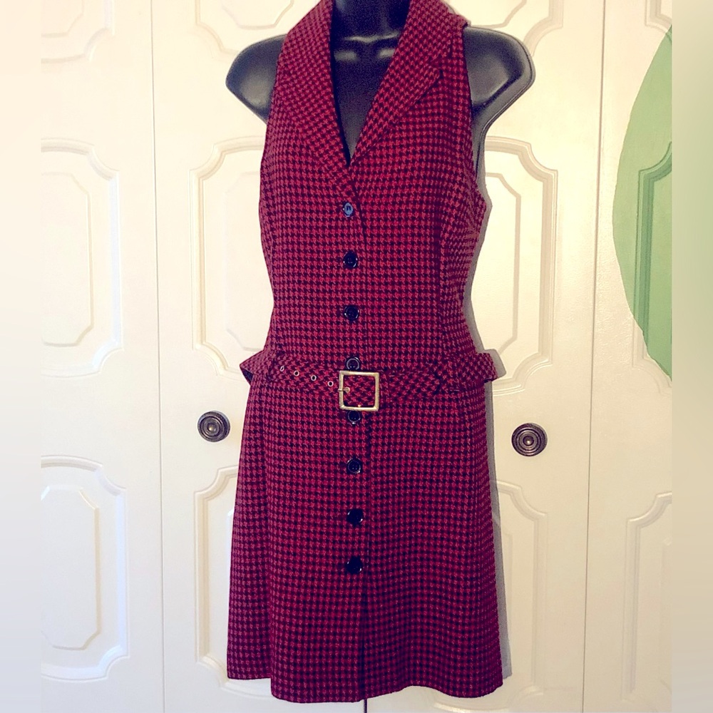 Limited black and red houndstooth dress with belt size 6
